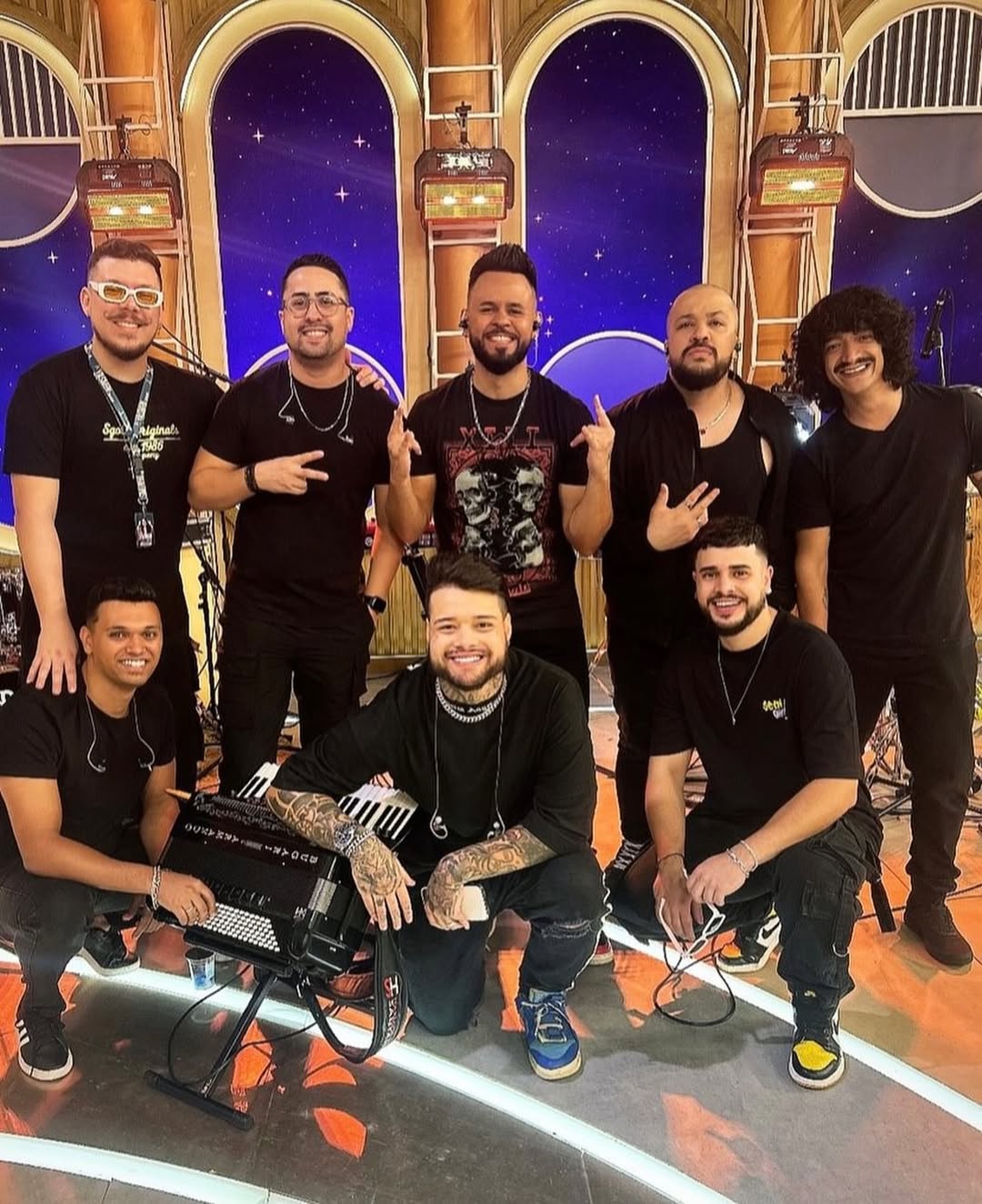 SaveClip.App_453487809_18445971559021760_9111525153397302032_n